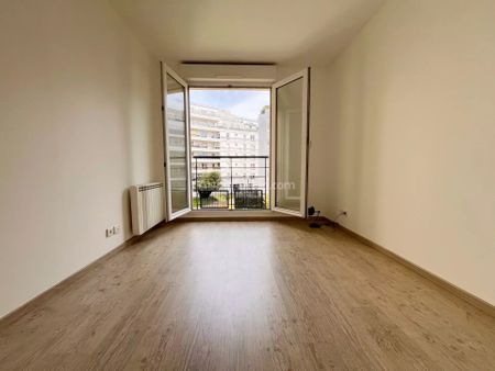 Location Appartement 2 pièces 45 m2 à Joinville-le-Pont - Photo 5