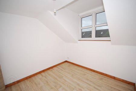 4 Ardenlee Green, Ravenhill, Belfast, BT6 8QF - Photo 3