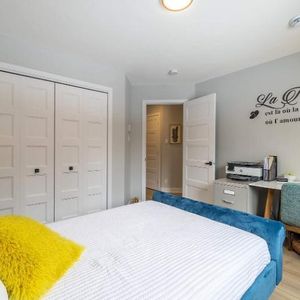 2 CH - 1 SDB - Bromont - $1,725 /mo - Photo 2