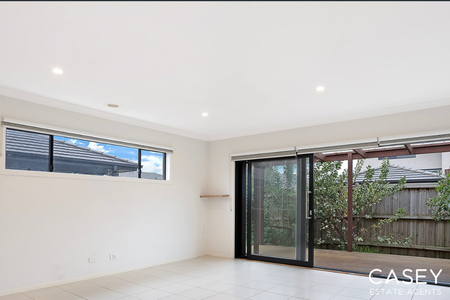 20 Elkedra Way, Cranbourne North - Photo 3