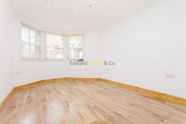 3 bedroom flat to rent - Photo 1