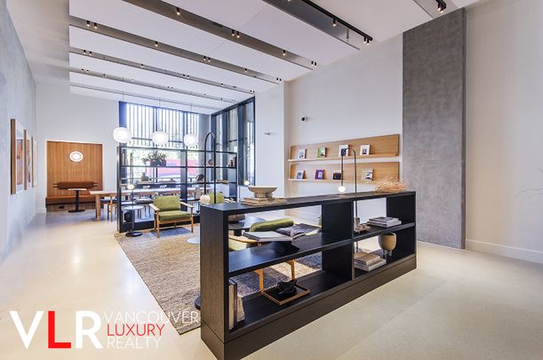 Condo in Port Moody, BC - Photo 1