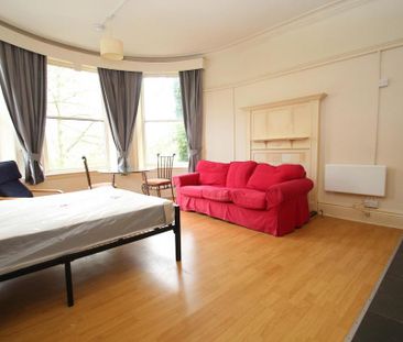 1 bedroom flat to rent - Photo 6