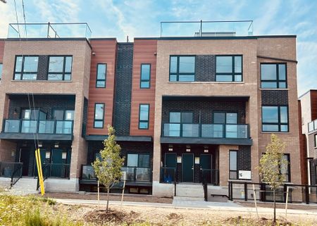 For Lease - 16 Lytham Green Circ Circle Unit# 1, Newmarket, Ontario - Photo 5