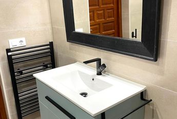 WINTER RENTAL. Spacious renovated villa with pool and 5 bedrooms for rent in Javea