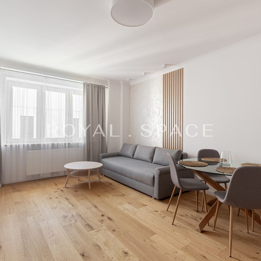 Nowoczesne mieszkanie z tarasem na Powiślu - Photo 1