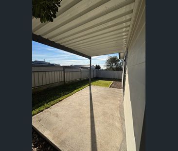 Modern & Low-Maintenance Granny Flat In Prime Location - Photo 5