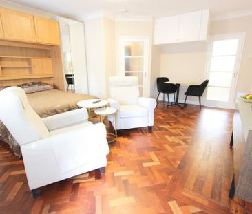 Studio to rent - Photo 3