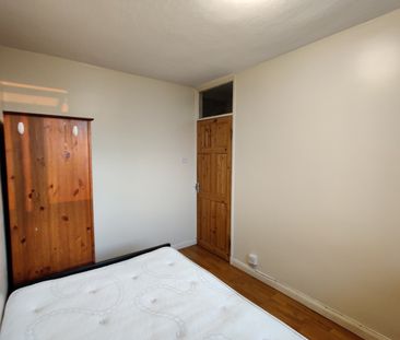 Room in a Shared Flat, Hathway House, SE15 - Photo 4