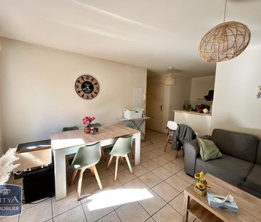 Location Appartement 2 pièces 41m² ST JUERY 81160 - Photo 2