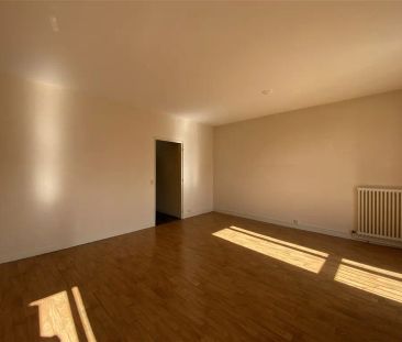 Location appartement 4 pièces - 93m² à Le blanc (36300) - Photo 2