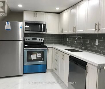 83 HALLAM STREET - Photo 2