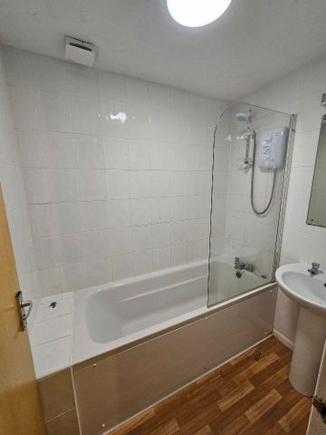 2 bedroom maisonette to rent - Photo 5