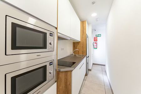 Calle del Arenal, Madrid, Community of Madrid 28013 - Photo 5