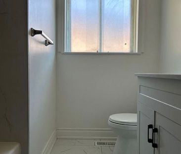 For Lease - 135 Estelle Ave Avenue Unit# Unit A, Toronto, Ontario - Photo 3