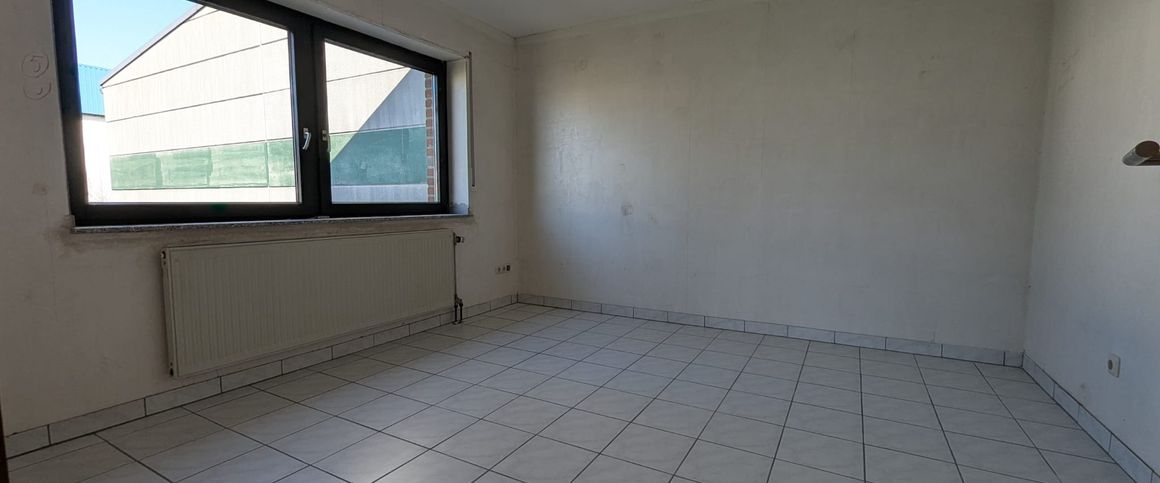 Wohnen mit Charme – 3-Zimmer-Wohnung mit Kamin und Balkon in Niederkrüchten Dam - Photo 1