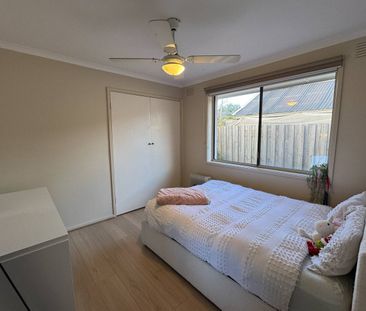 12 Sinclair Street, Somerville, Vic 3912 - Photo 1