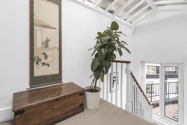 2 bedroom maisonette to rent - Photo 1