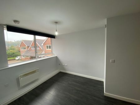 1 bed flat to rent in Stratfield House, Riseley, RG7 - Photo 3