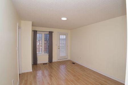 For Lease - 26 SHIFF Crescent, Brampton, Ontario - Photo 2