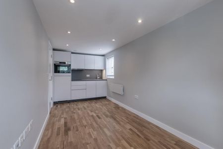 1 bedroom ground floor flat to rent - Photo 4