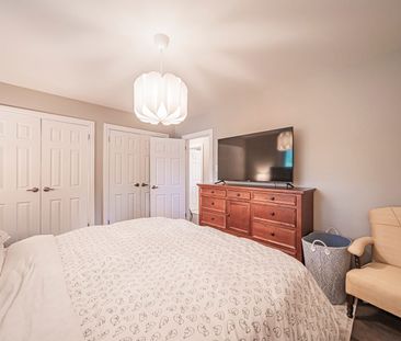For Lease - 1277 Gainsborough Drive, Oakville, Ontario - Photo 1