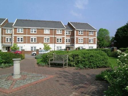 Cadogan House, Guildford, Surrey, GU1 - Photo 4
