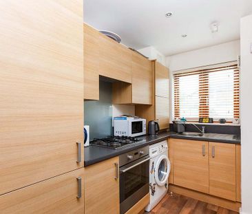 2 bedroom terraced house to rent - Photo 5