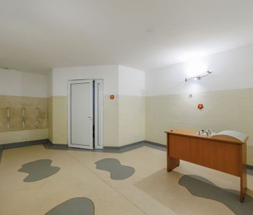 Proprietate multifunctionala | Doua cladiri | 581 mp | Pi... - Photo 3
