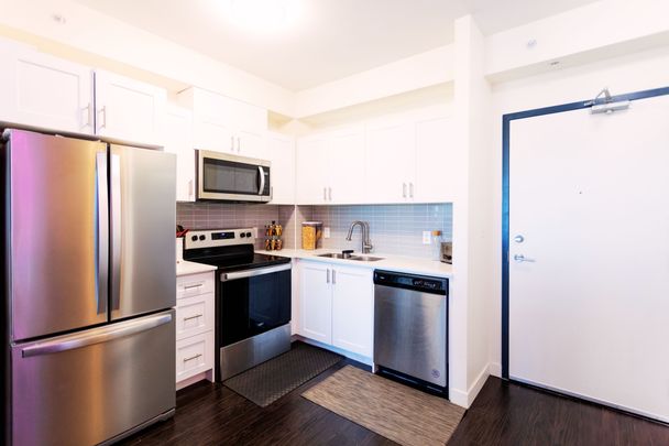 For Lease - 128 King Street, Waterloo, Ontario - Photo 1