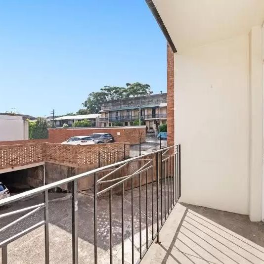 Apartment with 1 bedroom, 1 bathroom & parking for 1 car - Photo 1
