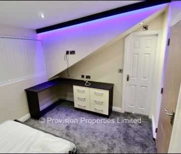 2 Bedroom Apartments in Leeds - Photo 5