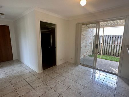 Family Home in Prime Upper Coomera Location - Photo 2