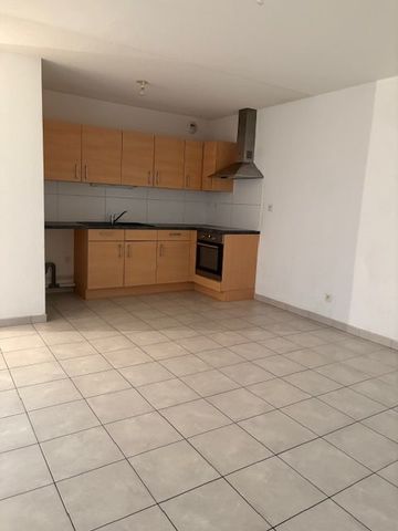 Charmant T2 avec balcon et parking privatif - Photo 2