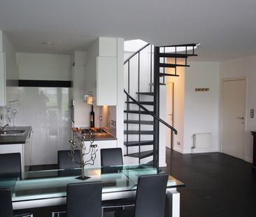 Recent duplexappartement met drie slaapkamers en ruim terras te Pul... - Photo 1