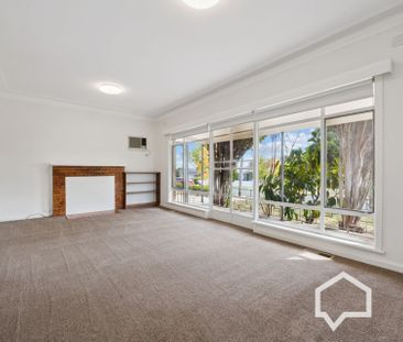 22 Mahon Avenue Kennington VIC - Photo 1