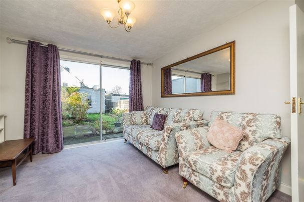 29 Beaumont Drive, Churchtown, Dublin 14 - Photo 1