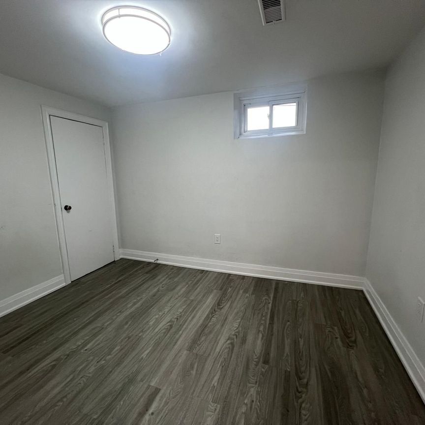 For Lease - 552 Monteith Avenue Unit# Bsmnt, Oshawa, Ontario - Photo 1