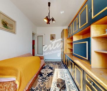 Rozkładowe mieszkanie w niskim bloku - Фото 4