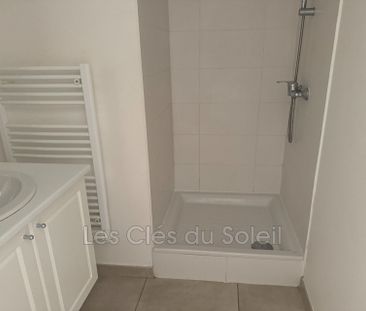 Location Appartement 4 pièces 84m² TOULON 83000 - Photo 4