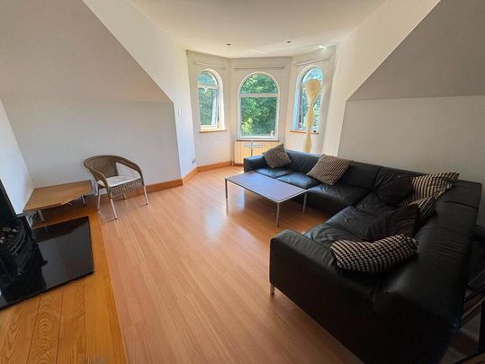 Apt 4, 6 Sans Souci Park, Belfast, BT9 5BZ - Photo 1