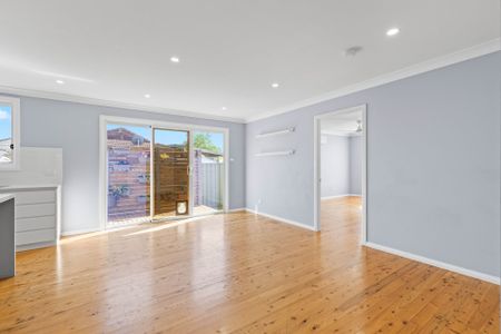 Contemporary Family Sanctuary - Photo 5