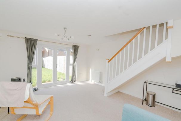 2 bedroom townhouse to rent - Photo 1