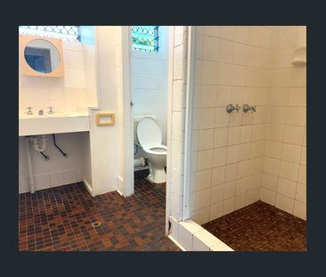 2 Bedroom Unit in Central Location - Photo 2