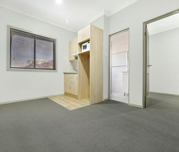 CBD Central - One Bedroom Studio - Photo 2