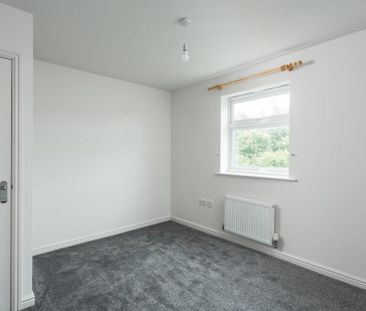 2 bedroom semi-detached house to rent - Photo 2