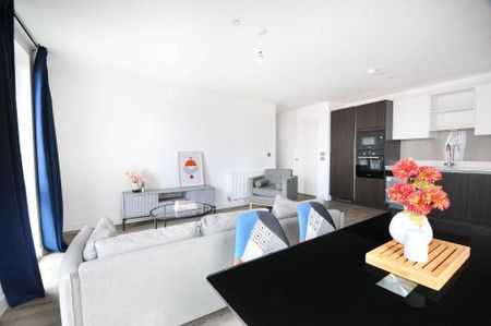 3 bedroom apartment to rent - Photo 3