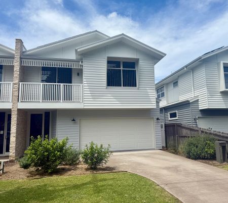 Modern Duplex in the Heart of Berry! - Photo 5