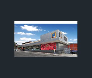 PRIME LOCATION - LOCK UP GARAGE - Photo 1