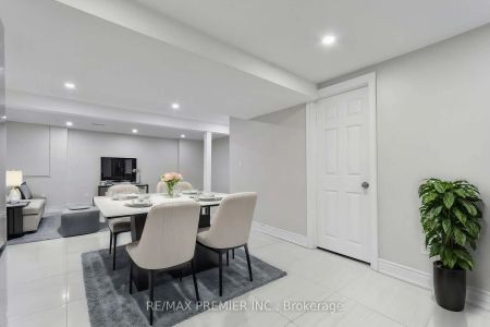Detached Home For Lease | N9253934 - Photo 3